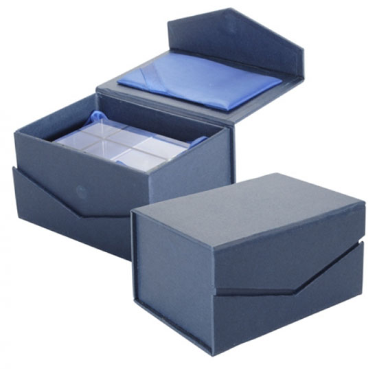 AP808807 Trofee promotionale decorative din sticla si cutie de cadou albastra cu inchidere magnetica 